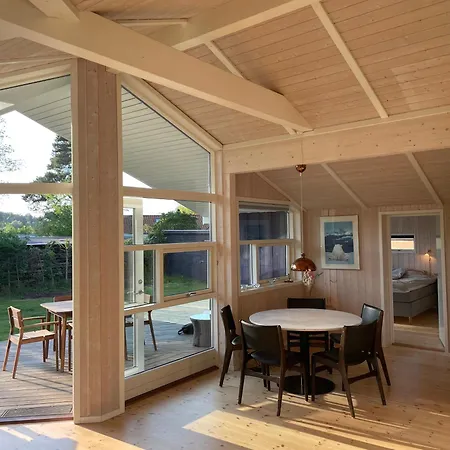 Near & Heatherhill - 101 M2 Holiday home *